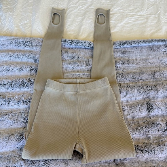 Vanessa Hong/ Bridgette Herskind Leggings - Picture 2 of 6